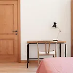 Glass House - Smart Rooms & Parking