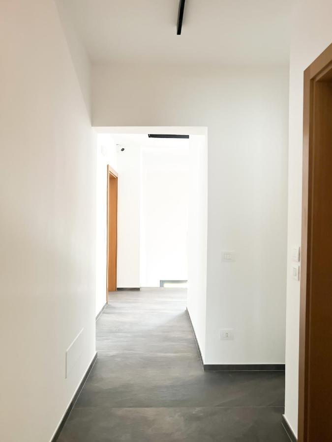 Glass House - Smart & Parking Hotel
